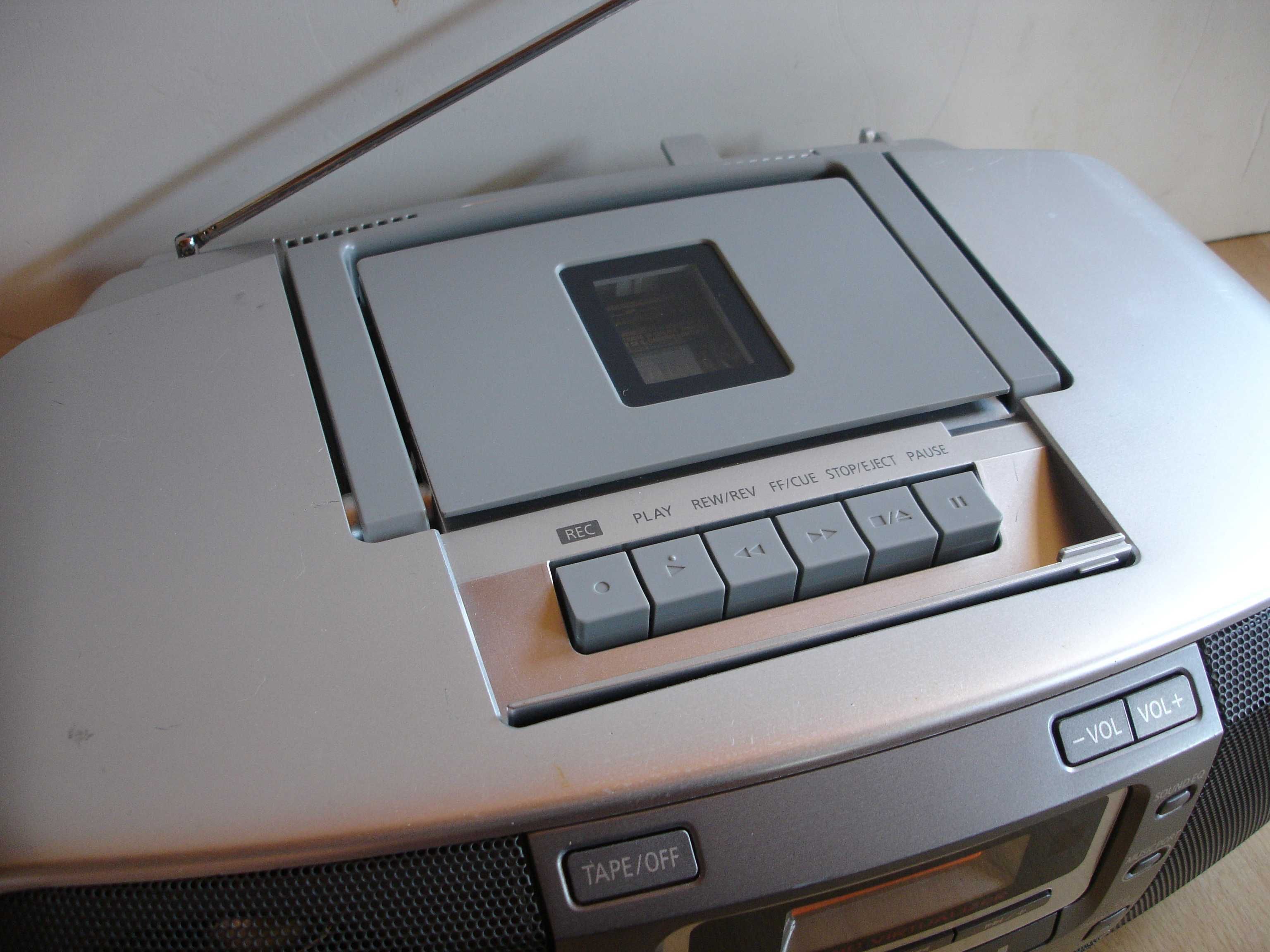 Radiomagnetofon PANASONIC RX-D50