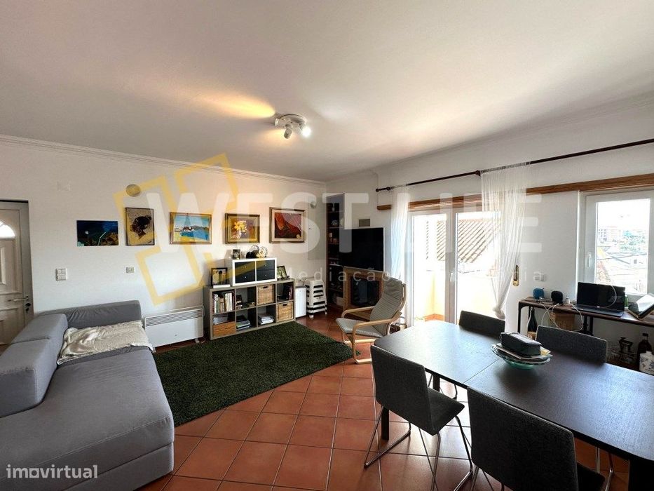 Apartamento T2 Duplex - Fantástica Vista mar e ótima exposição sola...