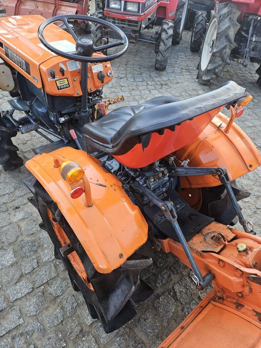 Traktorek kubota B7000 4X4 z glebogryzarką zestaw japoński ładny iseki