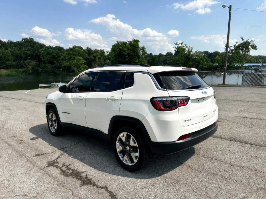 Jeep Compass      2021