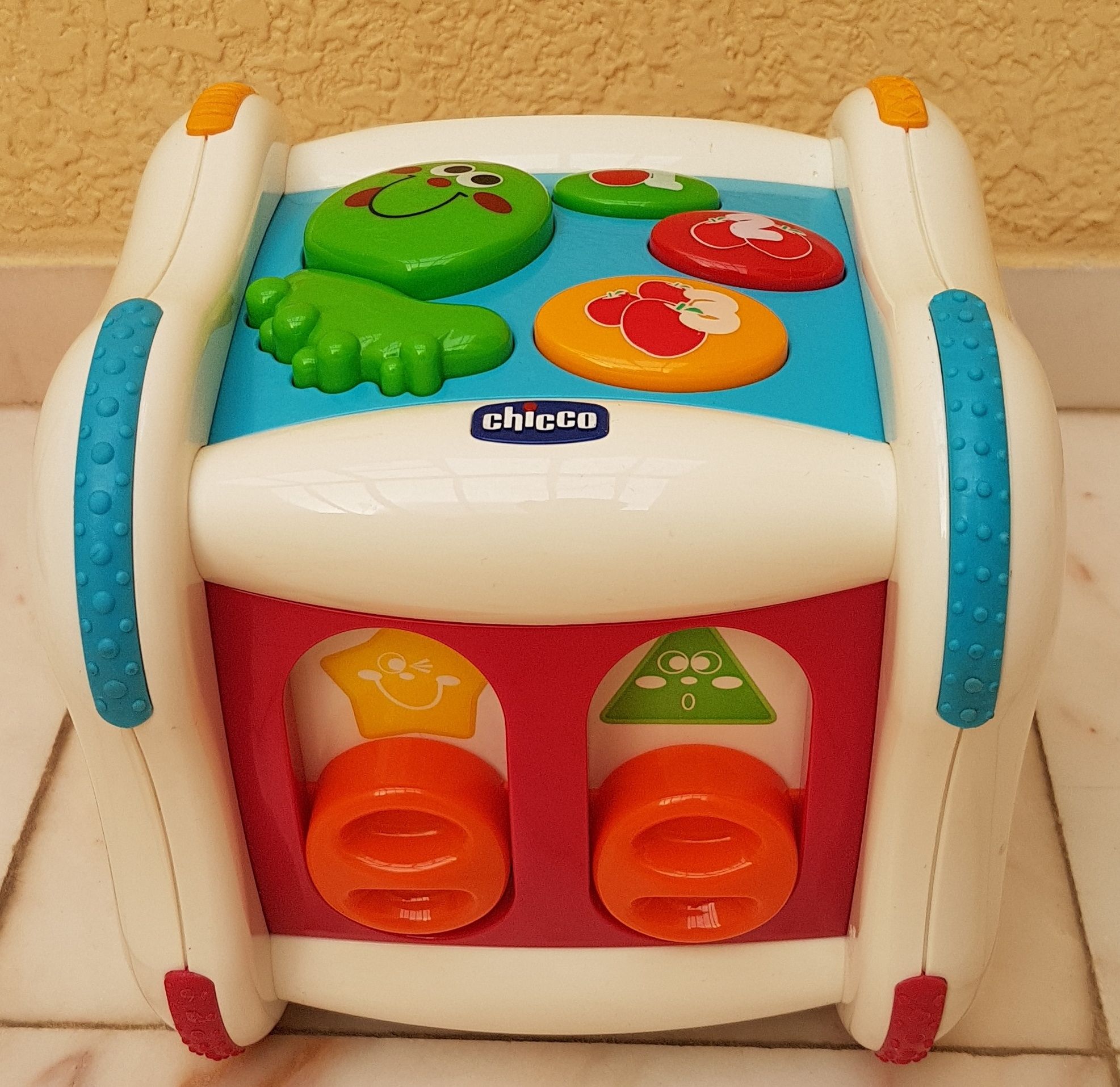 cubo atividades Chicco