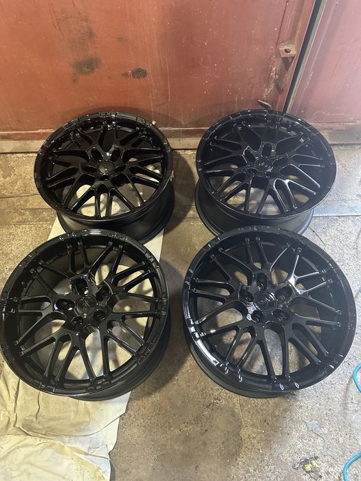 Продам зимнюю резину DUNLOP Winter Sport (235/60/R18)