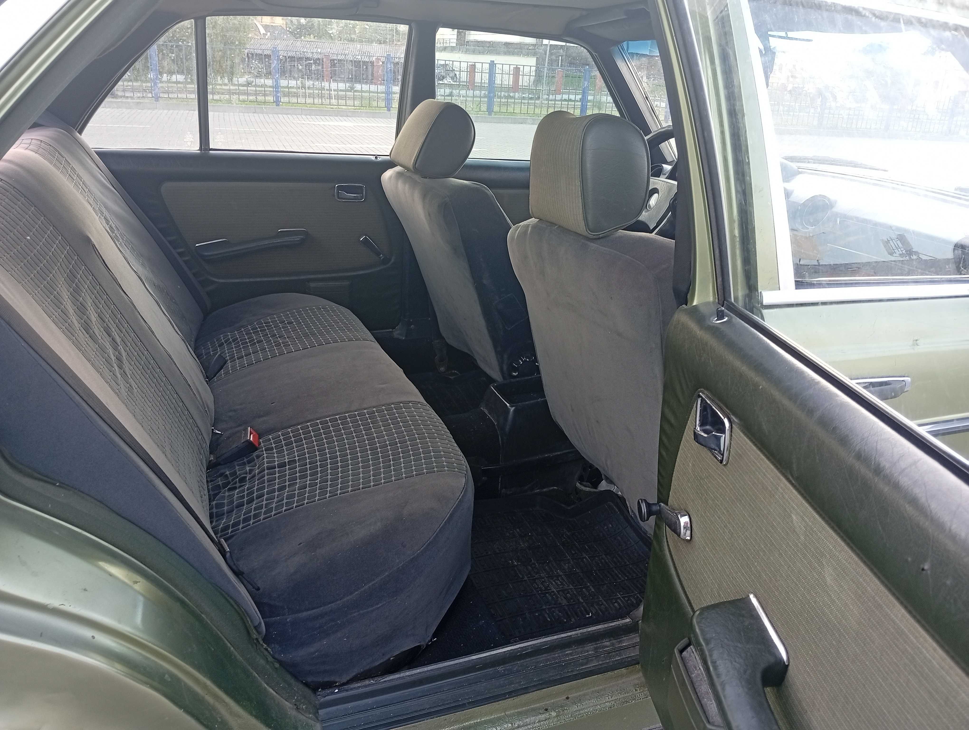 Продам Mercedes Benz 123 2.4d