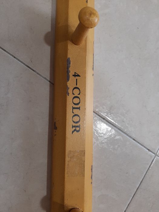 Cabide em forma de Lápis NOVO.