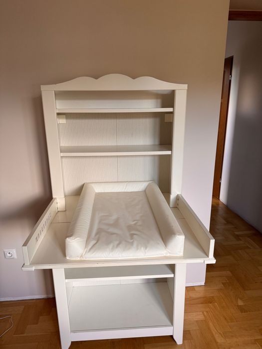 Przewijak/regał Ikea Hensvik