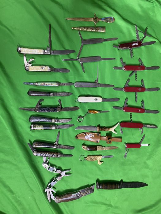 Коллекция ножей перочинных Victorinox,Richards,Clements и др.