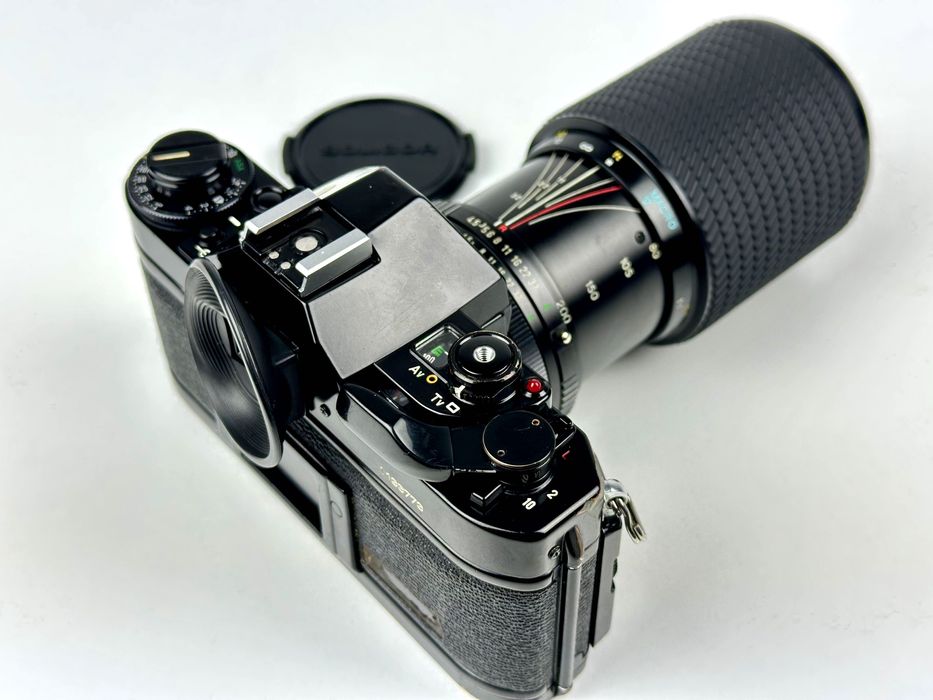 Canon A-1 + Tokina 80–200mm f/4.5 | Tani zestaw