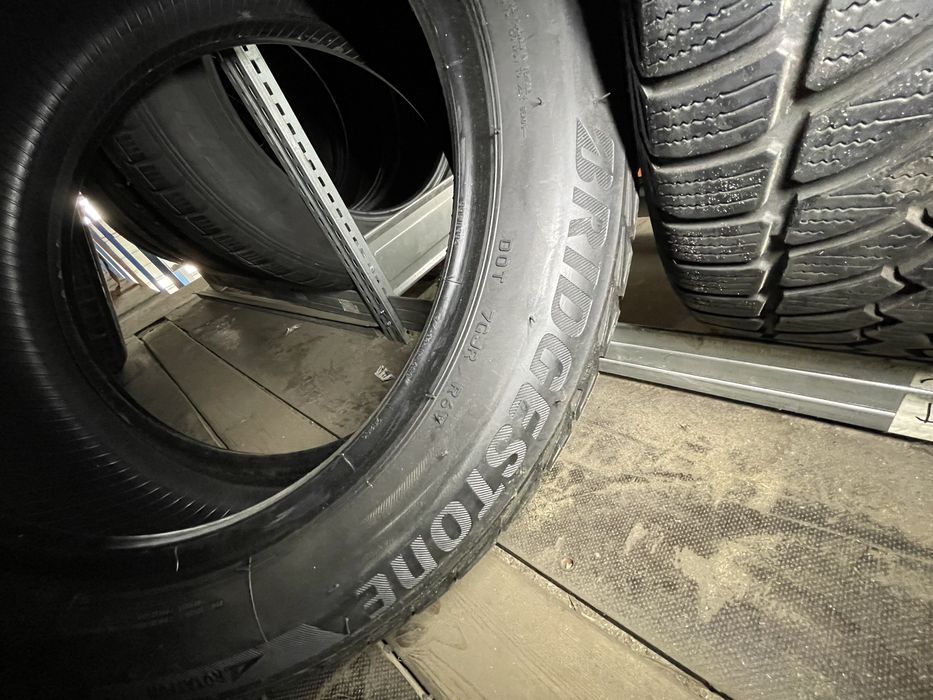 Bridgestone 225/50 R17