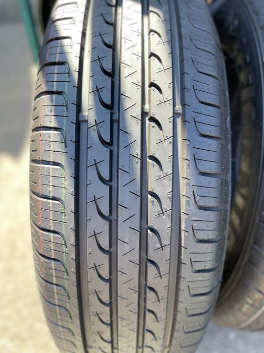 215/65R16 Goodyear efficientgrip suv 4x4