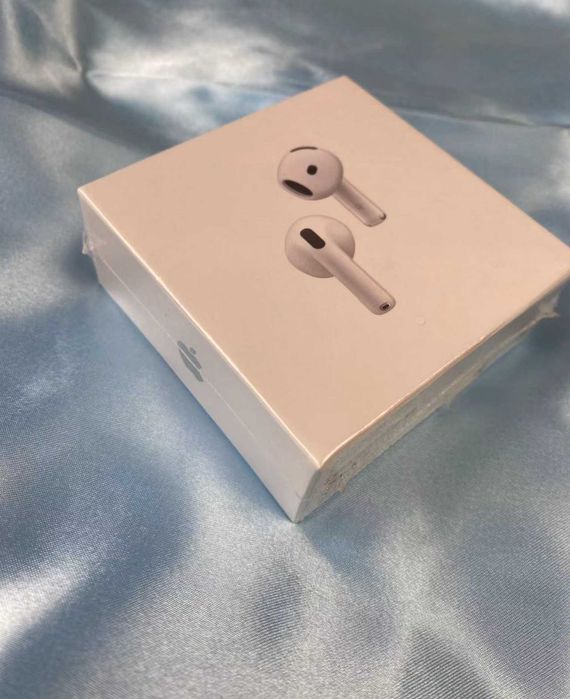 Nowe AppleAirPods 4 z aktywną redukcją szumów