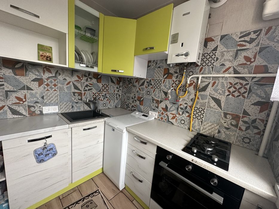 Продається 2-х кімн.кв-ра по вул.ШИРОКА