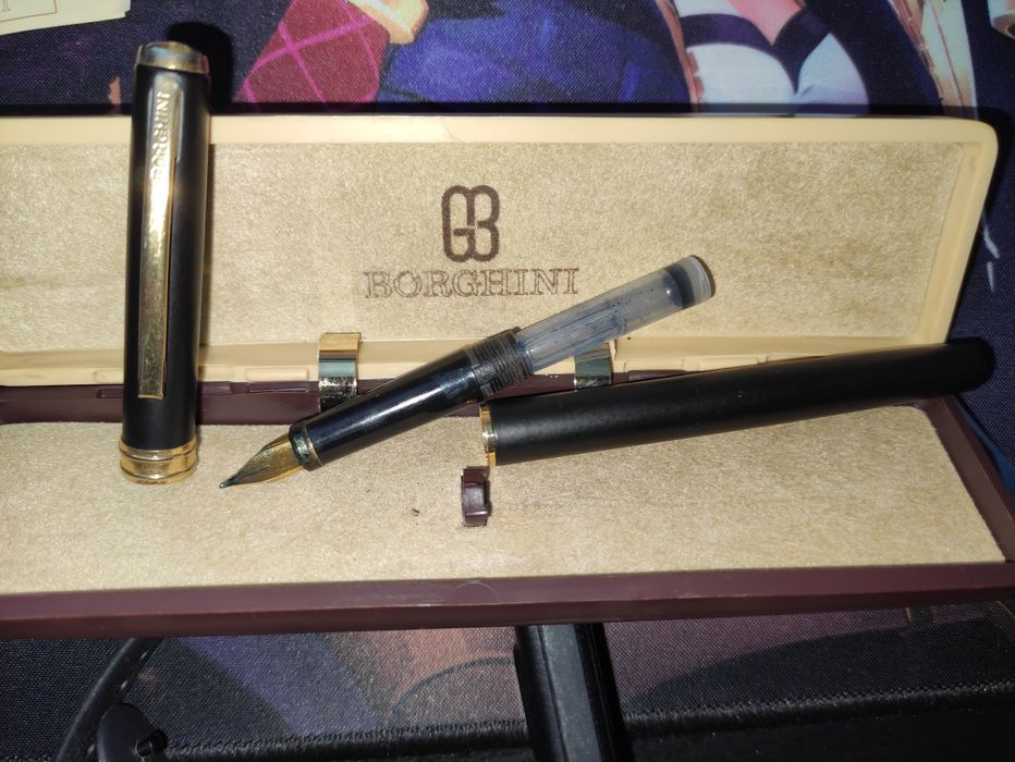 Canetas de tinta permanente Borghini