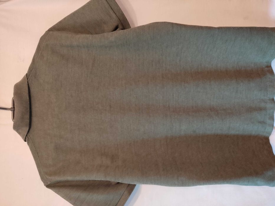 Поло мужское бренда Uniqlo