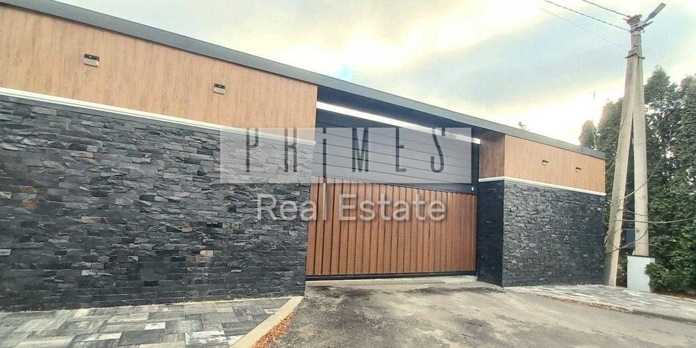 Продаж / Будинок / 400 м2 / Обухівський  район / Лісники