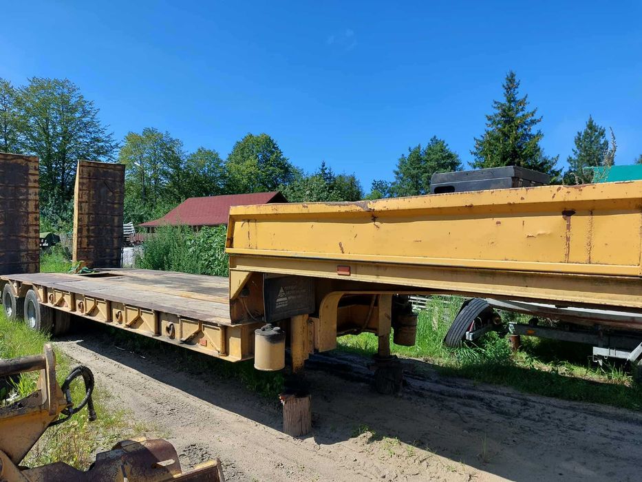 Naczepa niskopodwoziowa