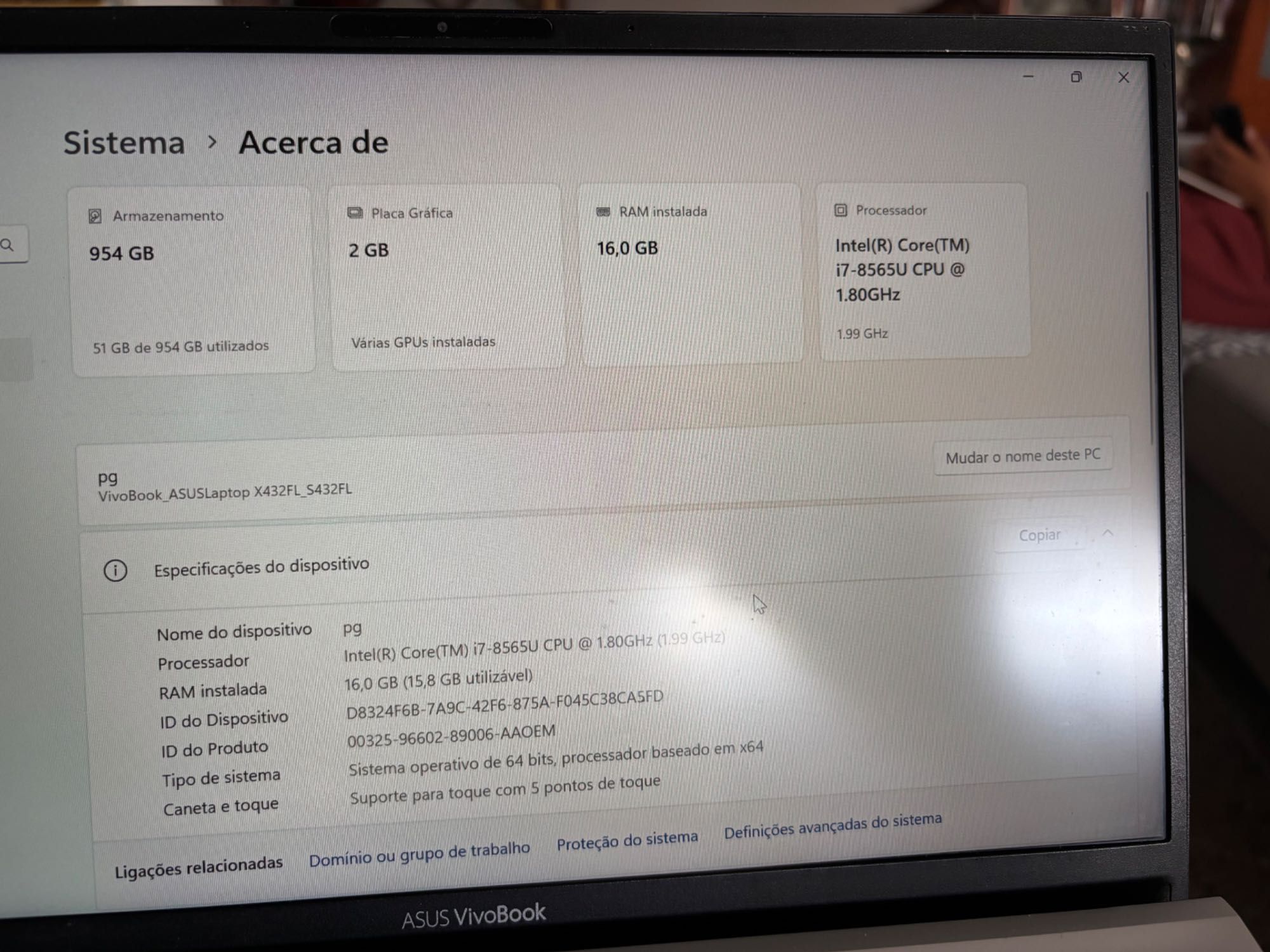 Portátil asus Vivobook I7