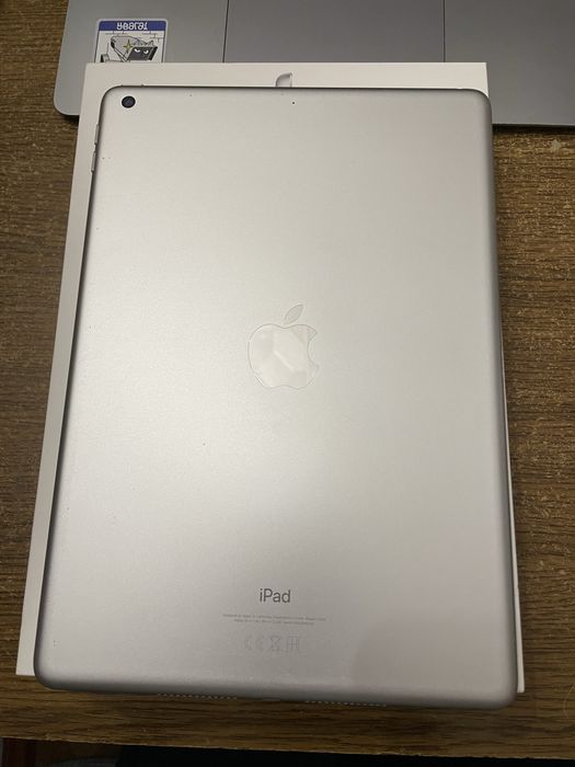 IPad 9  2021 64 gb silver