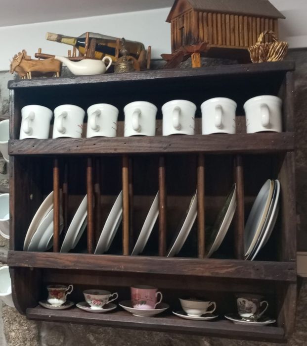 Louçeiro antigo (preço só do móvel)