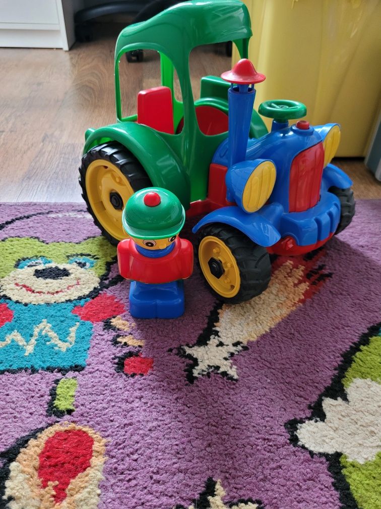 Sprzedam zabawkę traktor