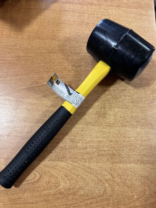 Młotek gumowy nowy