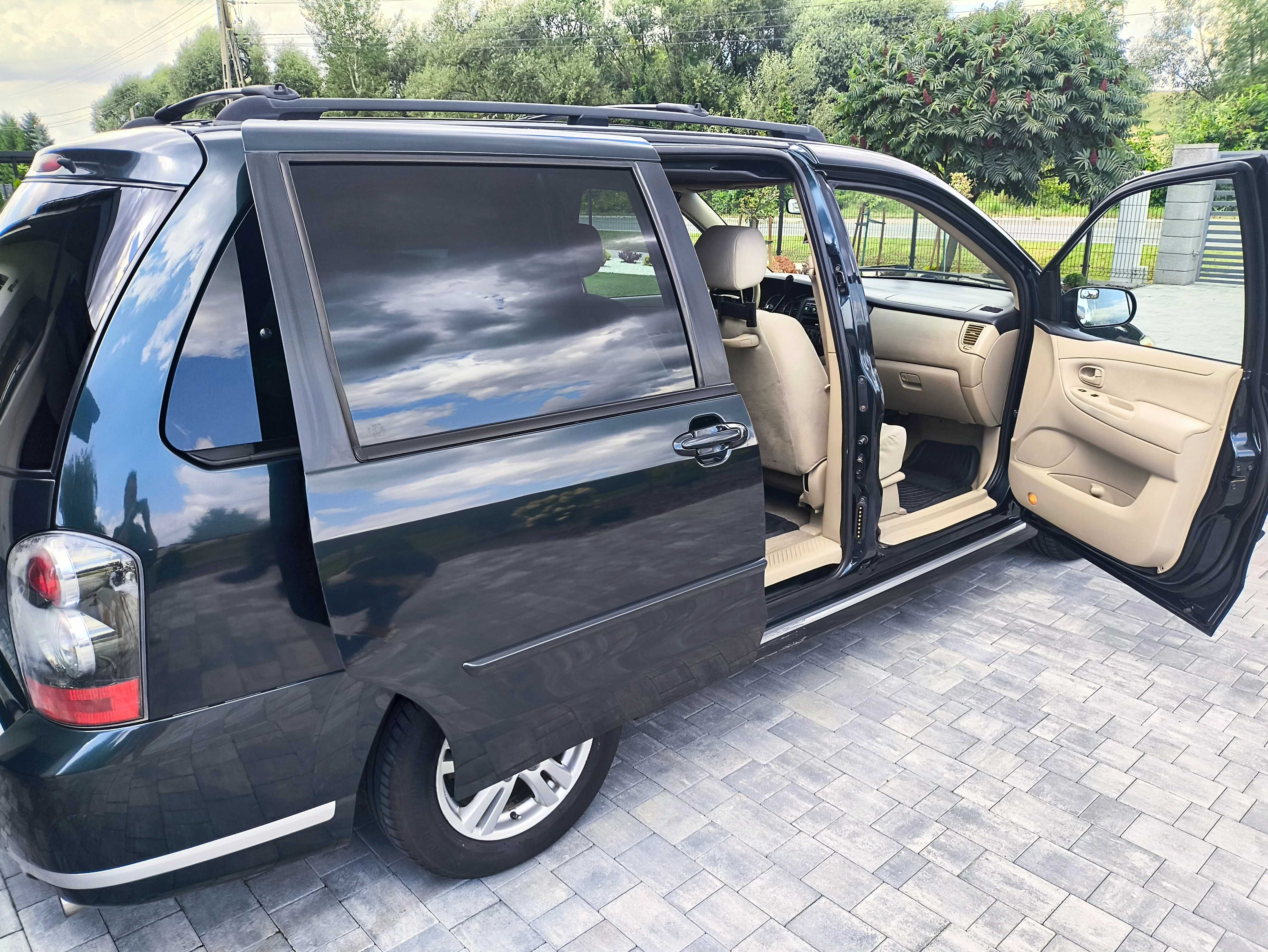 MAZDA MPV 2004 3.0 V6 200KM minivan
