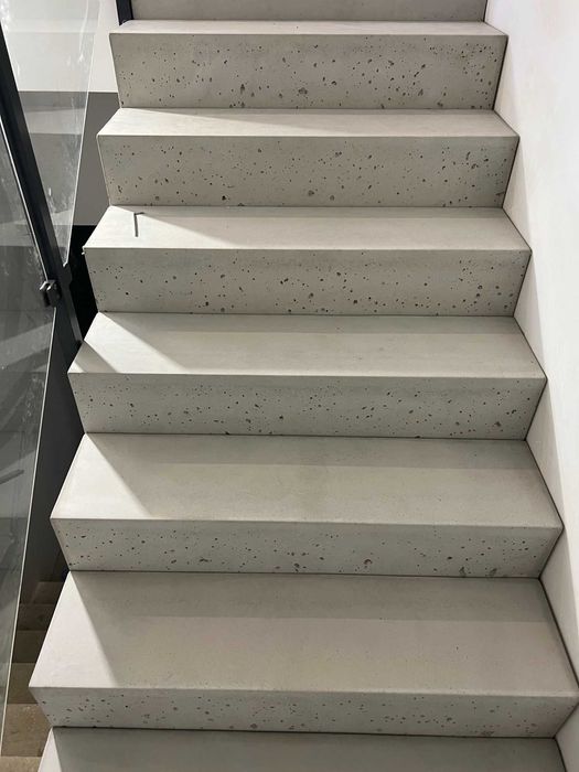 Schody z BETONU Architektonicznego do samodzielnego montażu Producent