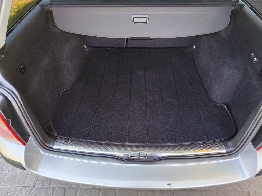 Volkswagen Universal B5