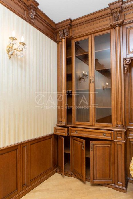 Продаж квартири, вул. Пирогова, Шевченківський район, Центр