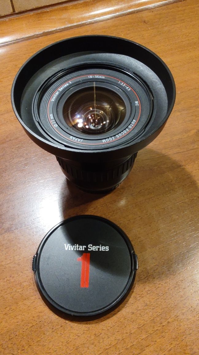 Vivitar series 1 19-35 3.5-4.5 MC Canon