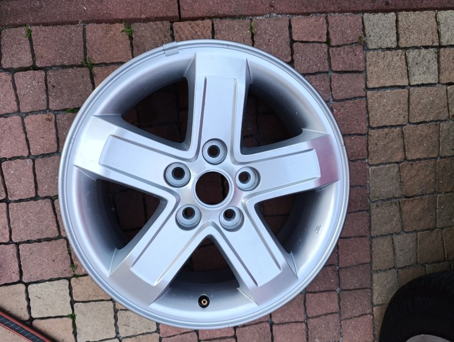 Nowa Felga Alufelga Kia Sportage II 16" 5x114,3 ET 41
