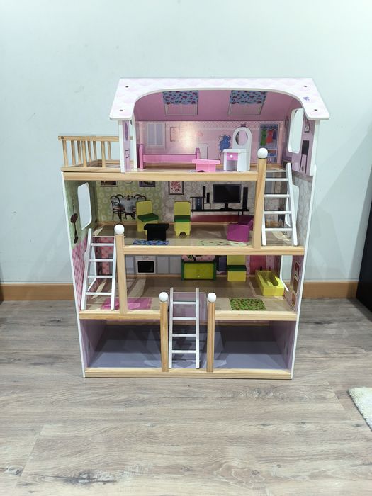 Casa bonecas usada