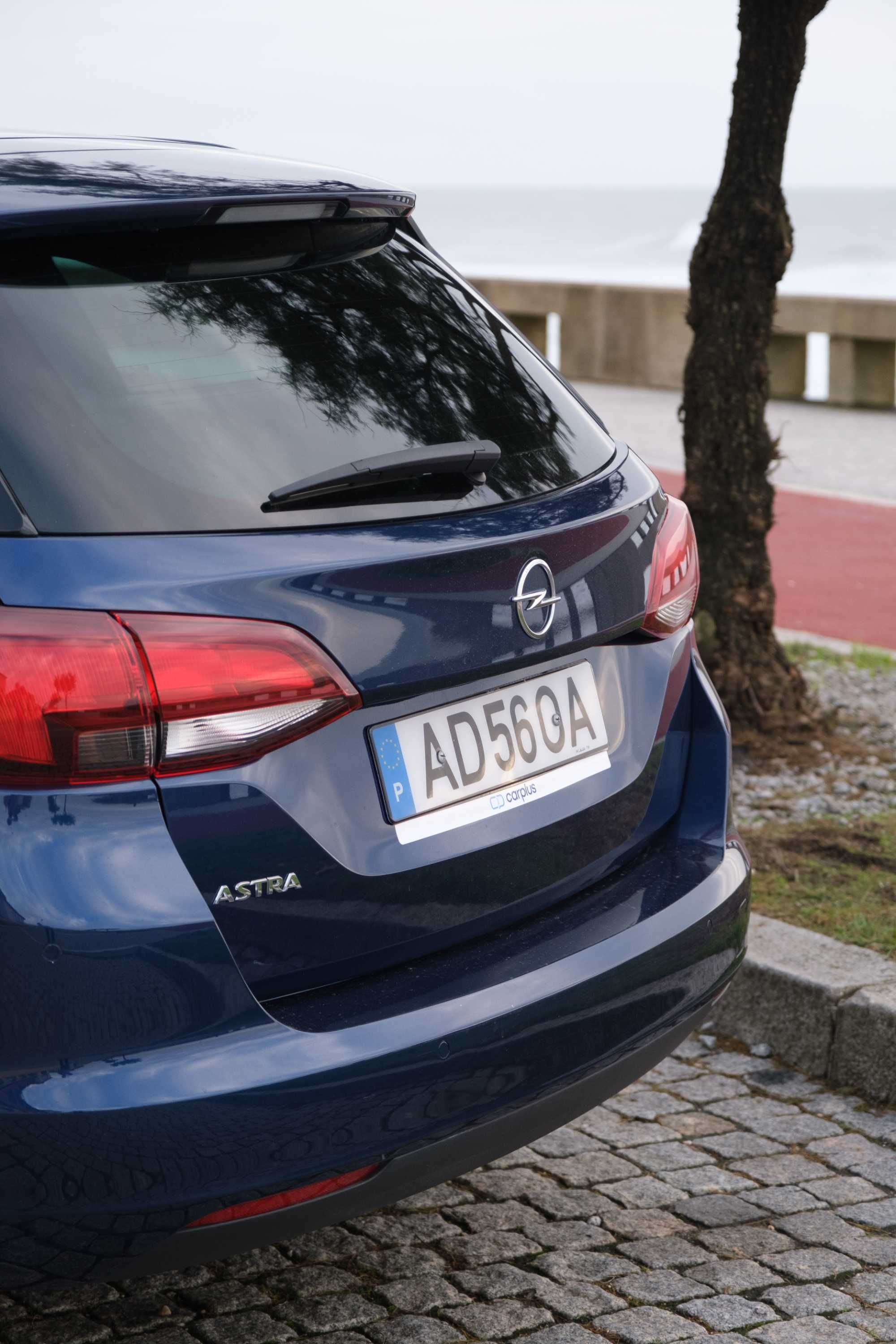 Opel Astra 1.2T Sports Tourer