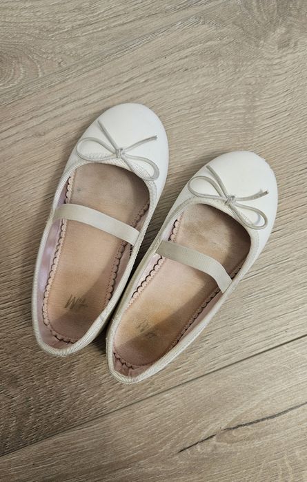 Buciki balerinki baletki h&m 26 biale do sukienki na okazję