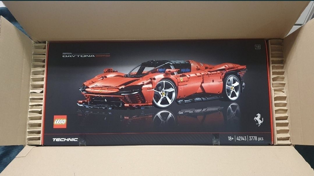 Nowe Klocki LEGO Technic 42143 Ferrari Daytona SP3