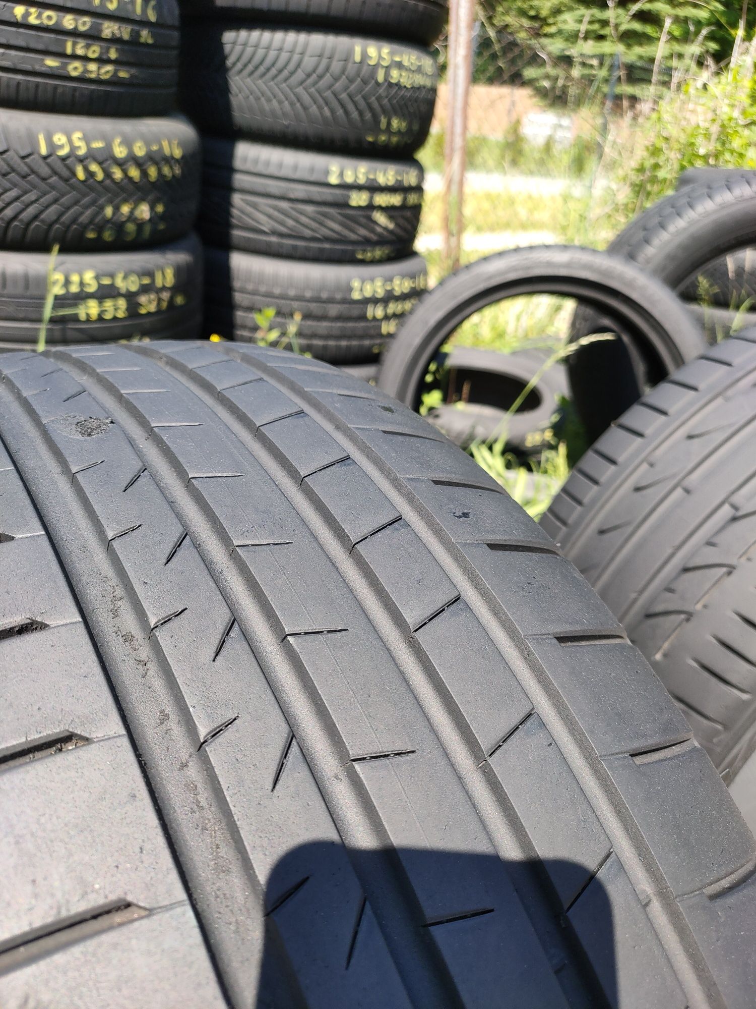 133 1x235/55R18 100W Bridgestone 001 Alenza 2020r 6.8mm FAKTURA ADIGO