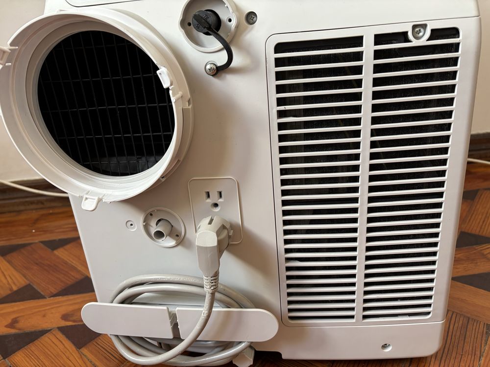 Ar Condicionado Portátil BECKEN 12000 BTU