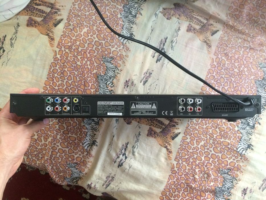 Якісний ДВД плеєр з ЮСБ портом DVD Player DENVER в робочому стані.