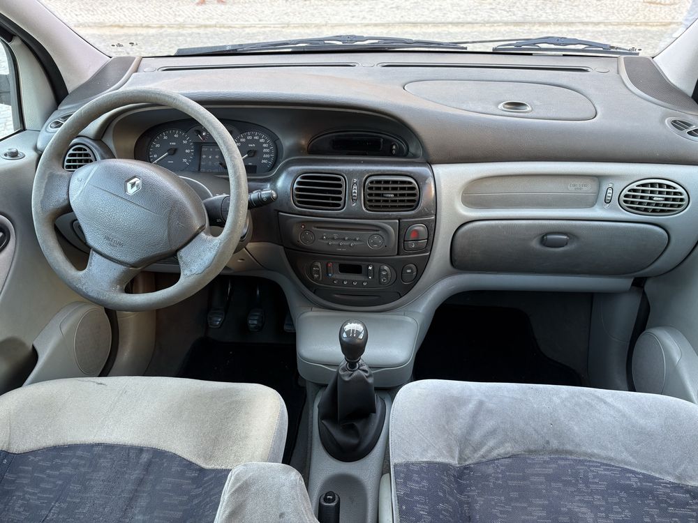 Renault Scénic 1.9 DCI