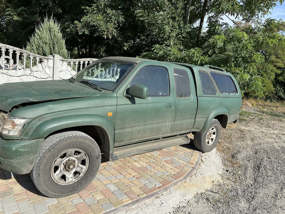 Разборка Toyota Hilux 2.5 Дизель механика Тойота Хайлюкс 2002 2003