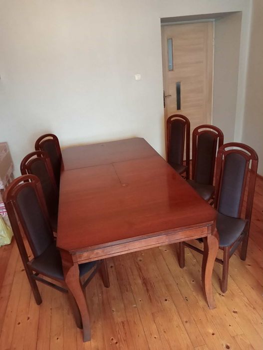 Stół drewniany rozkładany+6 krzeseł