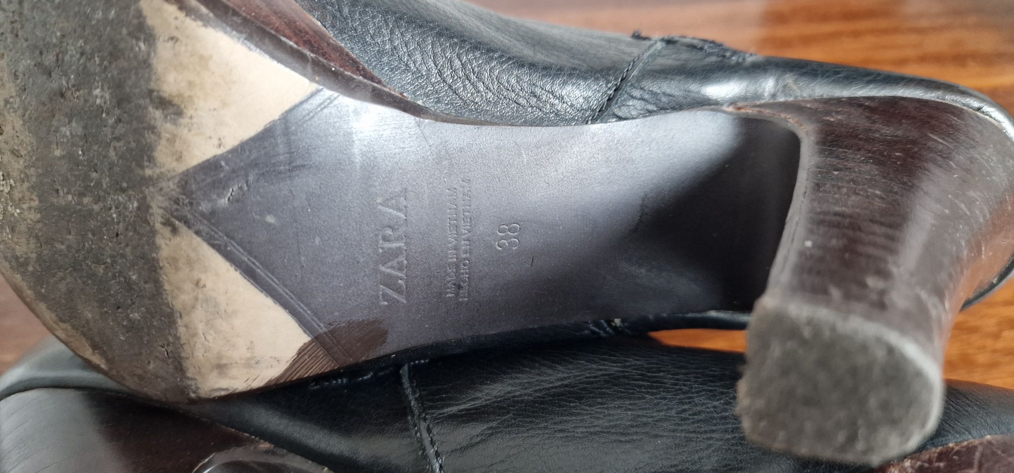 Botins  da Zara 39