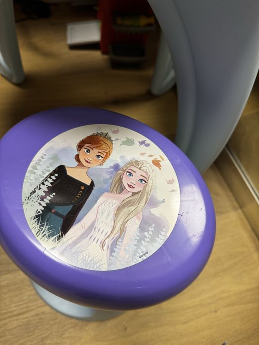 Stolik kosmetyczny i taboret Frozen Elsa Kraina Lodu Disney toaletka