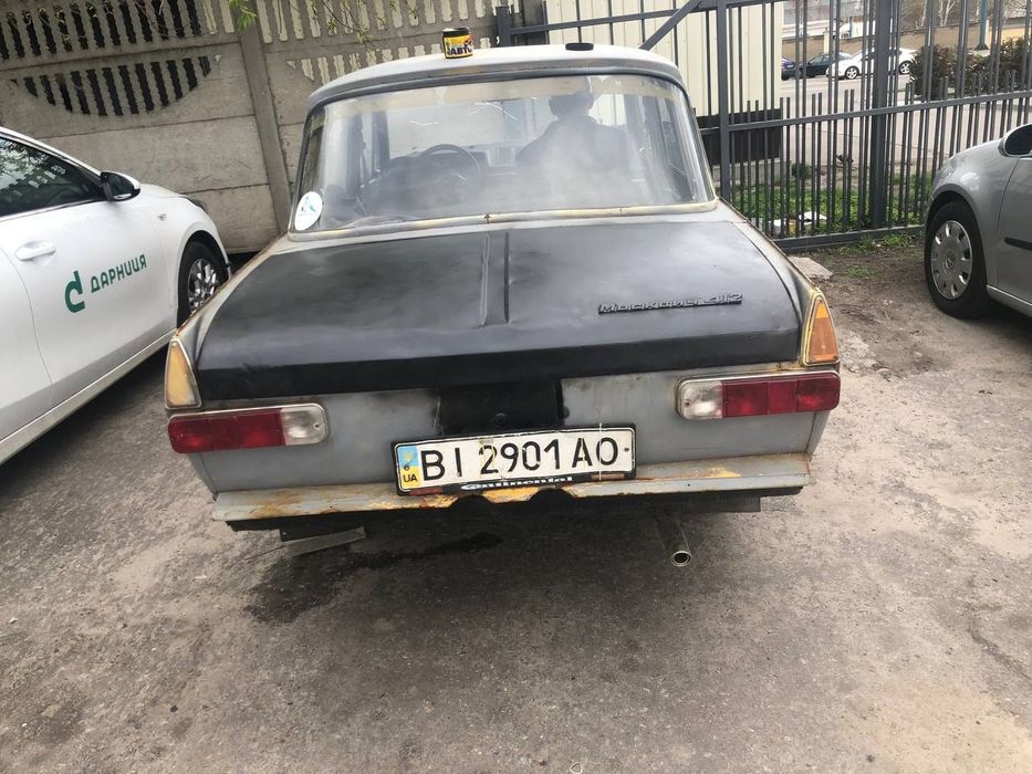 Продам москвич в разборку все в наличии