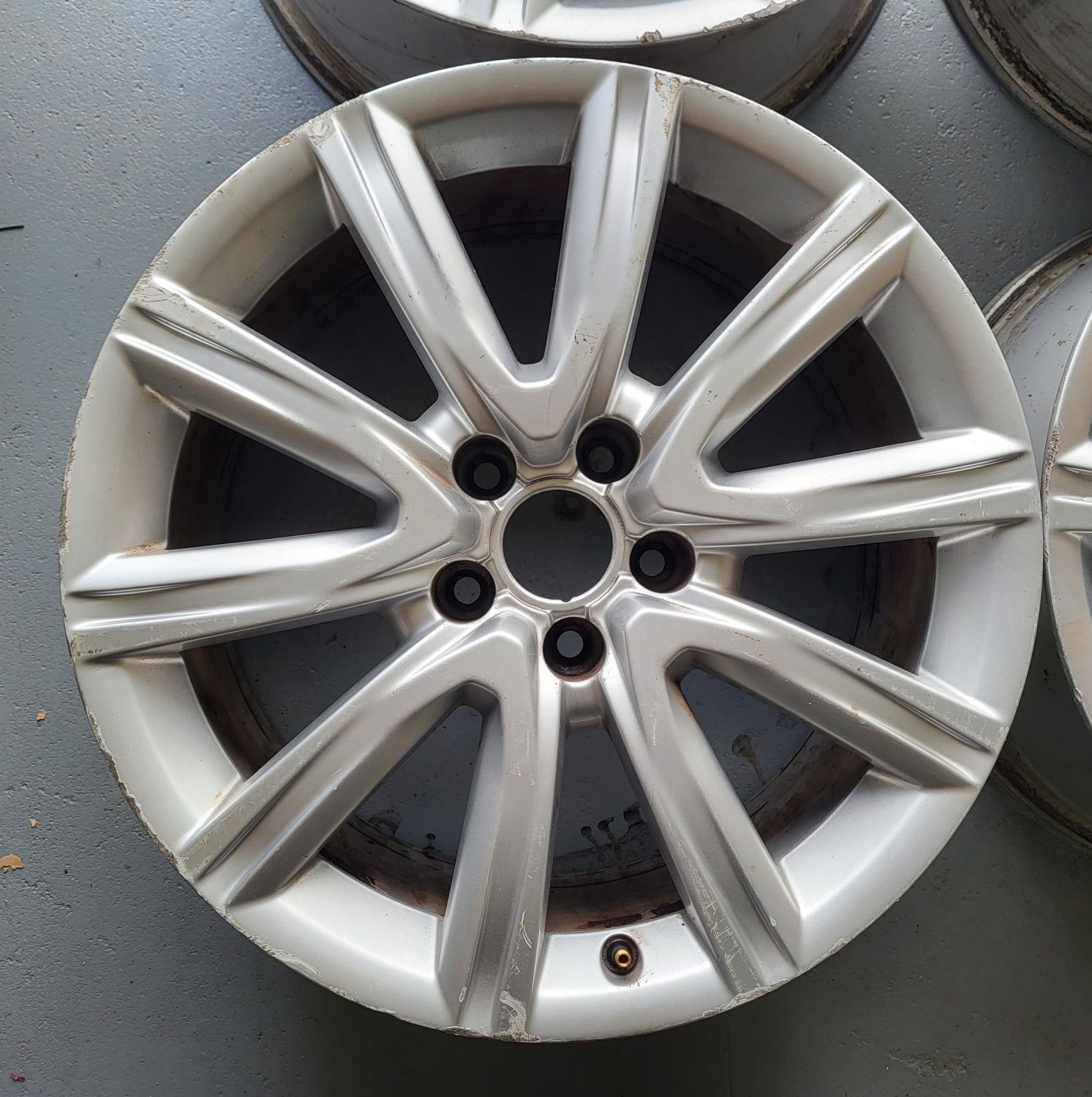 Komplet felg AUDI A6 C7 OE 8Jx18 5x112 ET39 4G0 18''