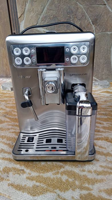 Кавовий апарат Saeco Exprelia
