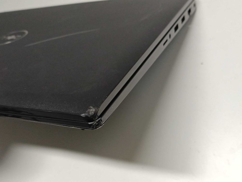 Dell Latitude 3520  i5-1135G7 16GB 256GB SSD 15.6" IPS GeForce MX350