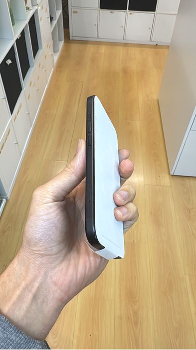 iPhone 15 128Gb em bom estado