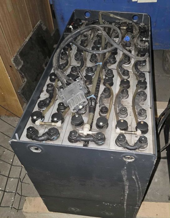 Bateria trakcyjna 48V 375Ah 48V3PzS375Ah z ciągnika Still ltx 70