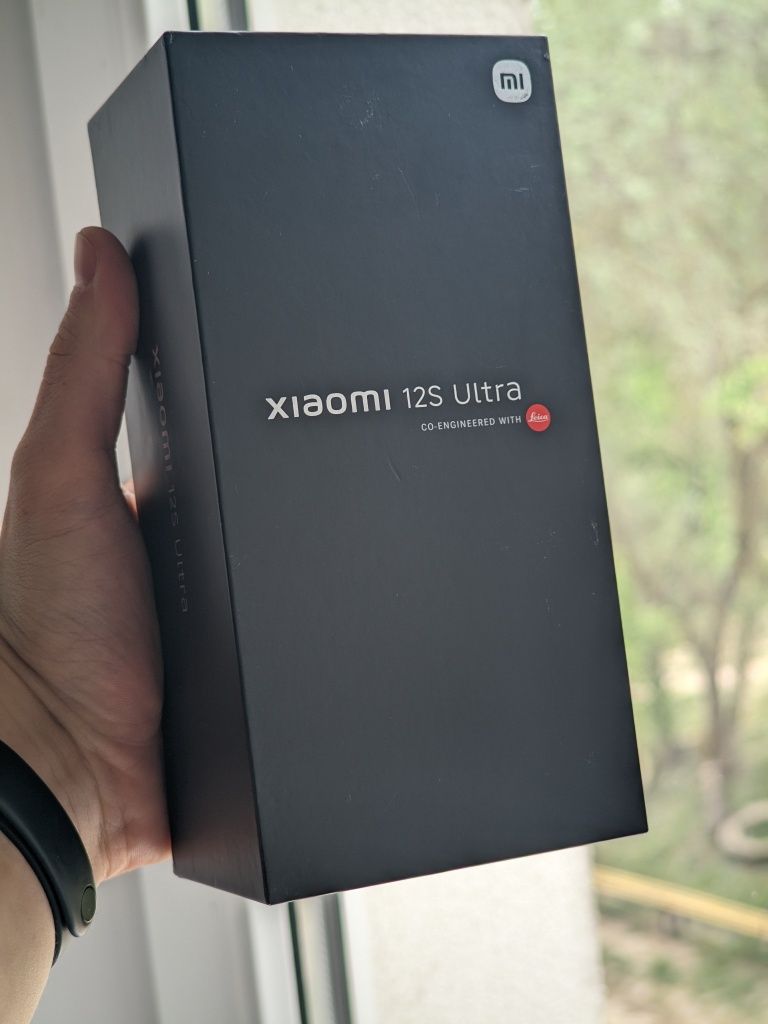Телефон Xiaomi 12S Ultra 12/512gb