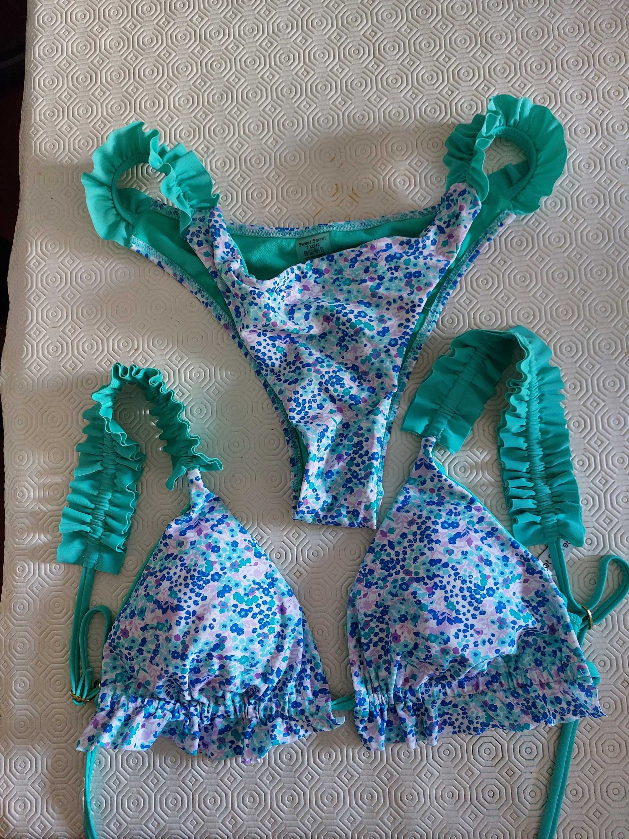 Bikini  verde azul e lilás 42